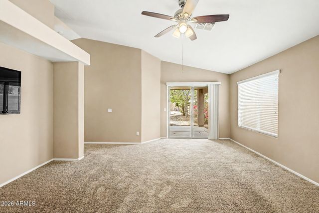 2766 E COWBOY COVE Trail, San Tan Valley, AZ 85143