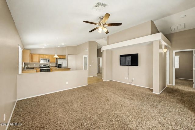 2766 E COWBOY COVE Trail, San Tan Valley, AZ 85143