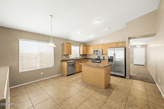 2766 E COWBOY COVE Trail, San Tan Valley, AZ 85143