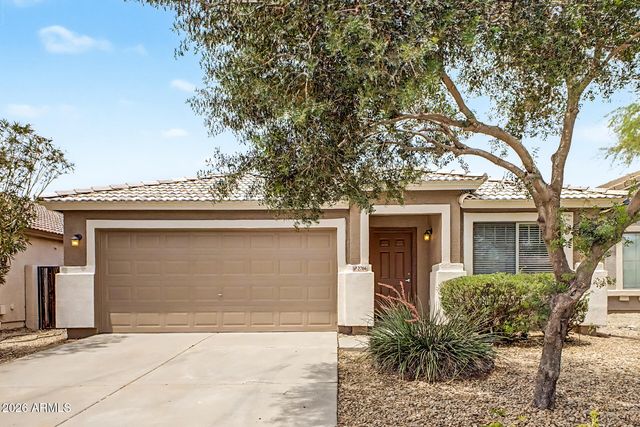2766 E COWBOY COVE Trail, San Tan Valley, AZ 85143