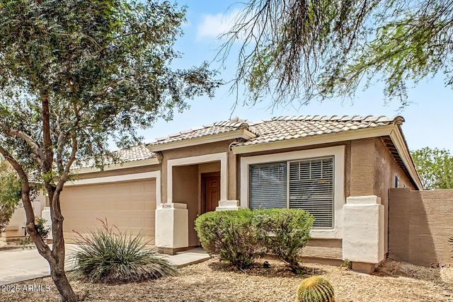 2766 E COWBOY COVE Trail, San Tan Valley, AZ 85143