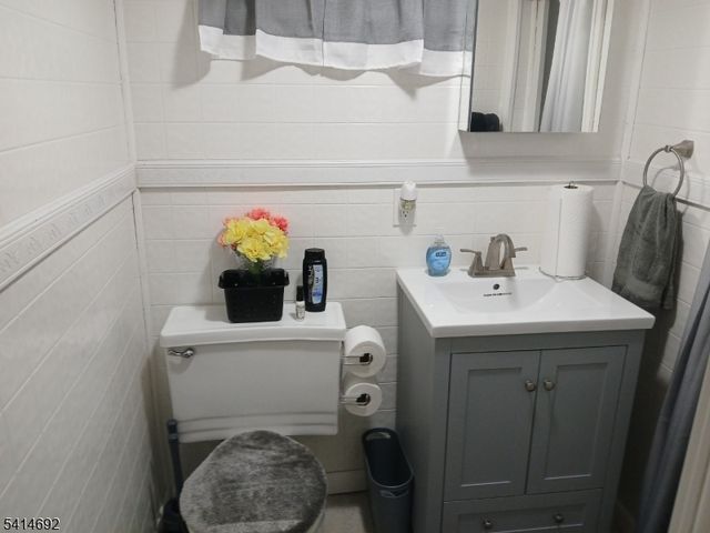 308 17Th Ave, Paterson City, NJ 07504