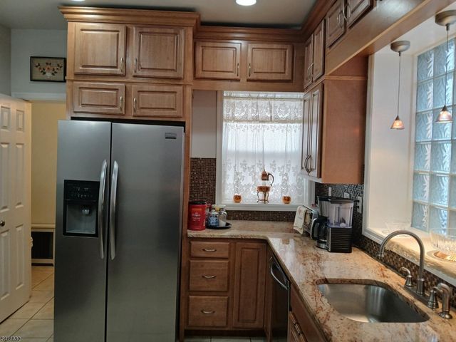 308 17Th Ave, Paterson City, NJ 07504