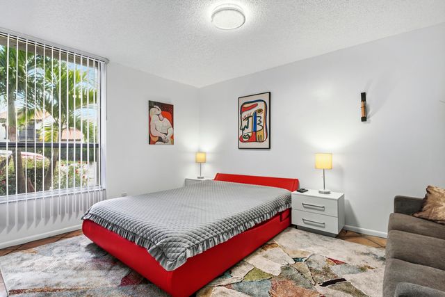 5887 Fox Hollow Drive E, Boca Raton, FL 33486