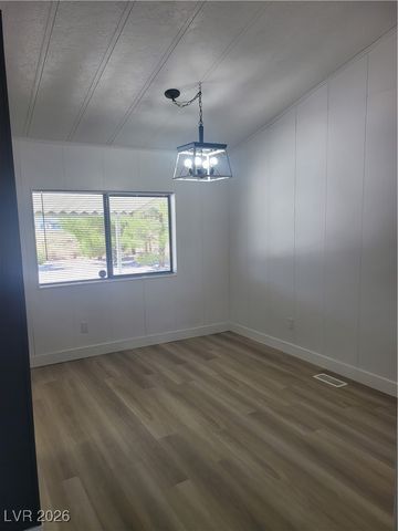 1060 Bunch Street, Pahrump, NV 89048