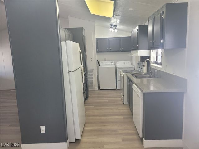 1060 Bunch Street, Pahrump, NV 89048