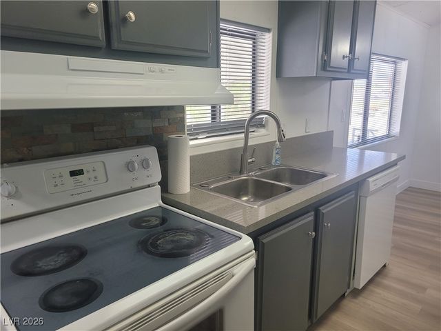 1060 Bunch Street, Pahrump, NV 89048