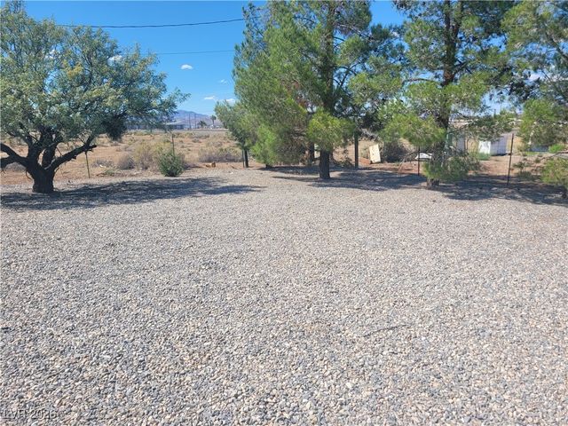 1060 Bunch Street, Pahrump, NV 89048