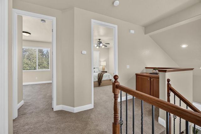 8221 ASHCREST Ln, Fair Oaks, CA 95628