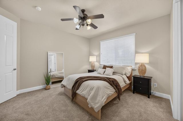 8221 ASHCREST Ln, Fair Oaks, CA 95628