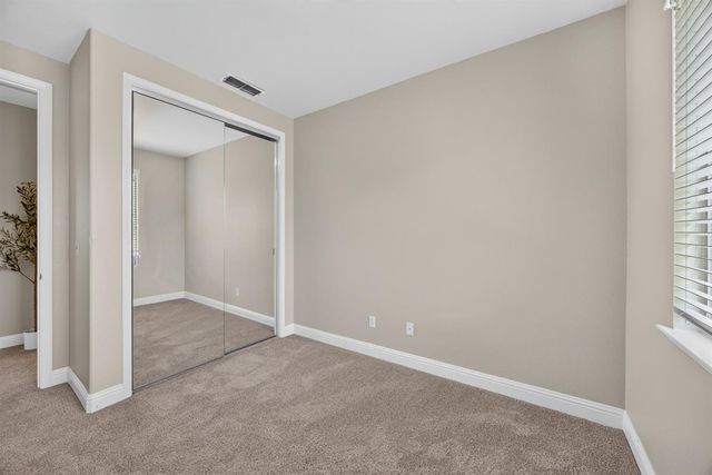8221 ASHCREST Ln, Fair Oaks, CA 95628