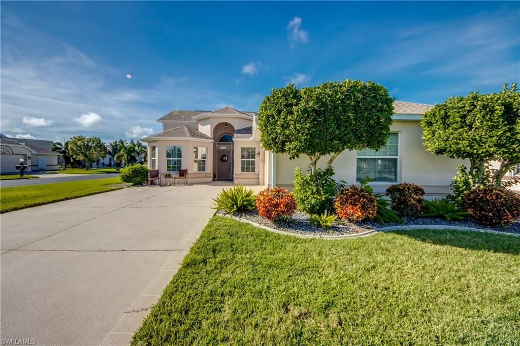 3800 Gloxinia DR, NORTH FORT MYERS, FL 33917 — photo 3