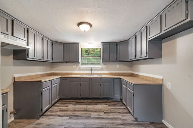 2524 Graham, Paris, TX 75460