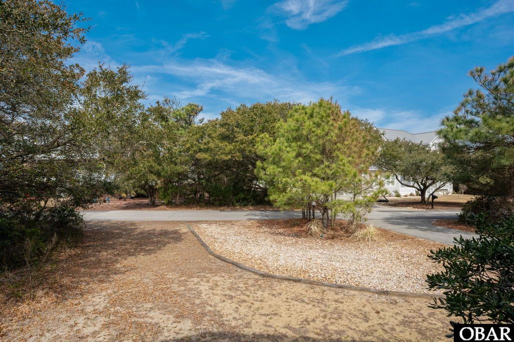 Image 4 of property listing at 15 Seventh Avenue Lot 10, Southern Shores, NC 27949