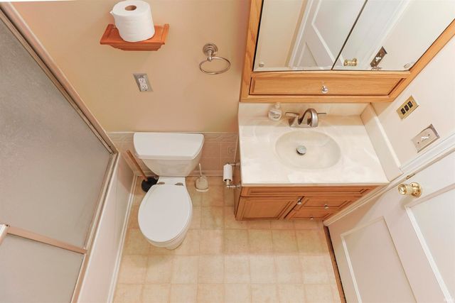 205 E Jennings Avenue, South Bend, IN 46614