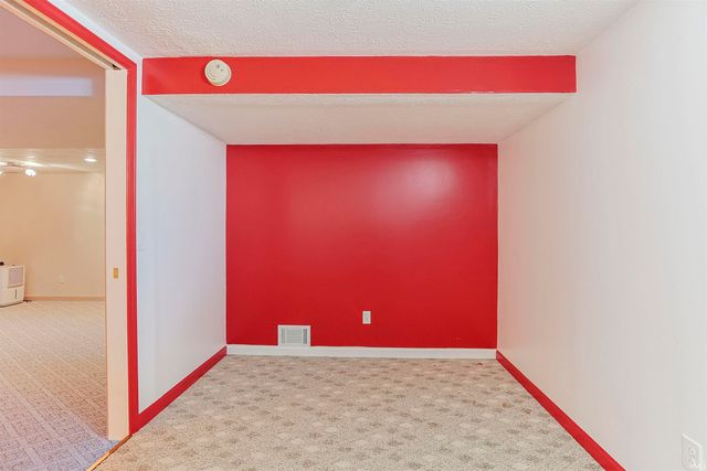 205 E Jennings Avenue, South Bend, IN 46614