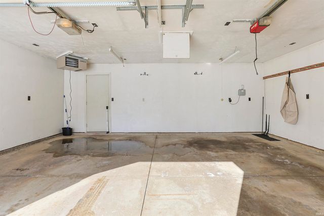 205 E Jennings Avenue, South Bend, IN 46614