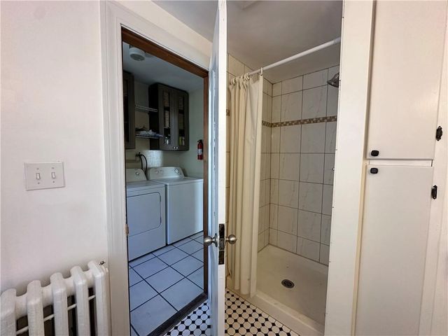 26 Calvert Street, Newport, RI 02840