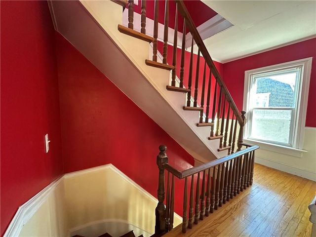 26 Calvert Street, Newport, RI 02840