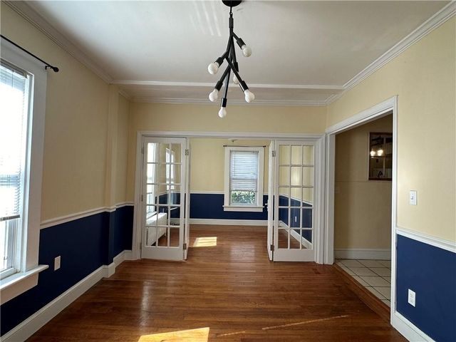 26 Calvert Street, Newport, RI 02840