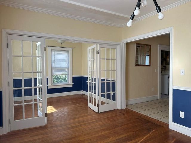 26 Calvert Street, Newport, RI 02840