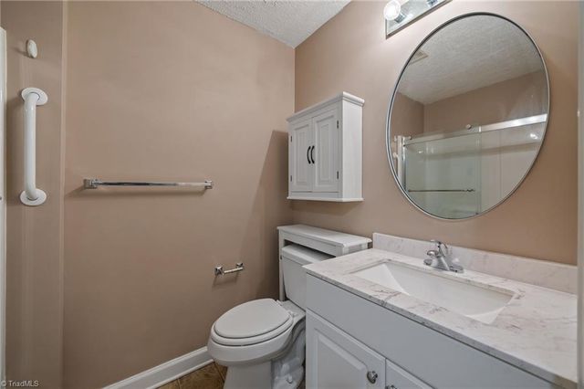 313 Mill Pond Drive, Winston-salem, NC 27106