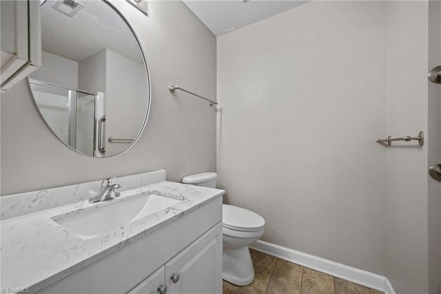 313 Mill Pond Drive, Winston-salem, NC 27106