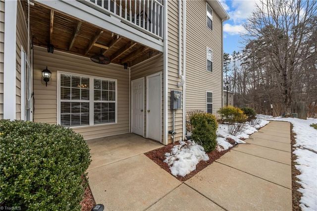 313 Mill Pond Drive, Winston-salem, NC 27106