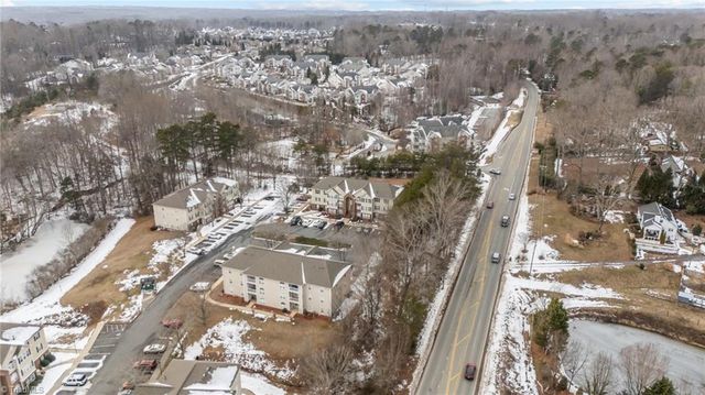 313 Mill Pond Drive, Winston-salem, NC 27106