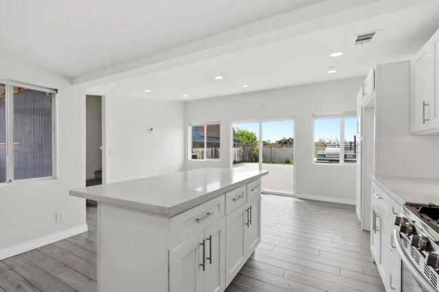 648 Cocapah Street, Vista, CA 92083