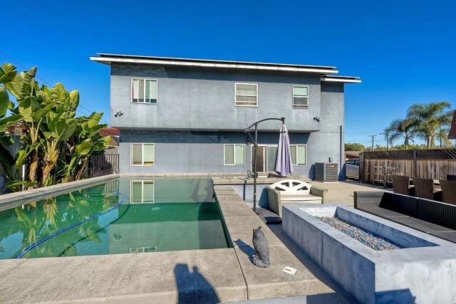 648 Cocapah Street, Vista, CA 92083