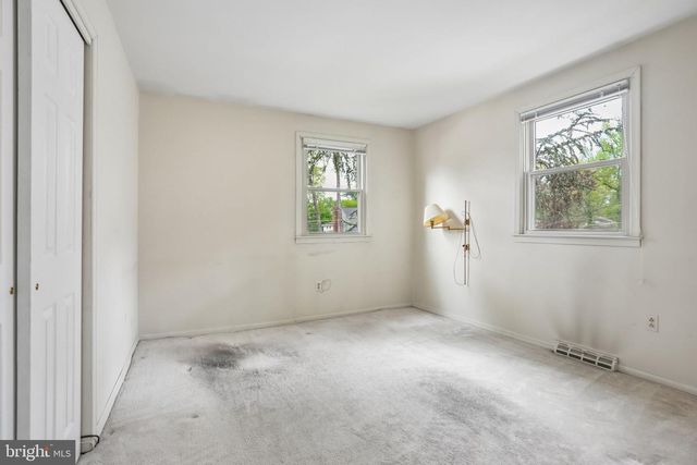 124 GREEN VALE RD, Cherry Hill, NJ 08034