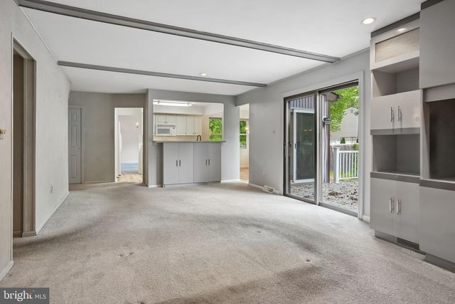 124 GREEN VALE RD, Cherry Hill, NJ 08034