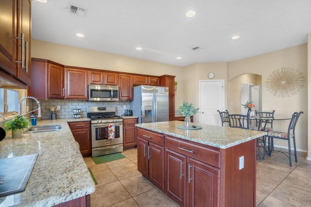 1715 Band Saw Place NW, Albuquerque, NM 87104