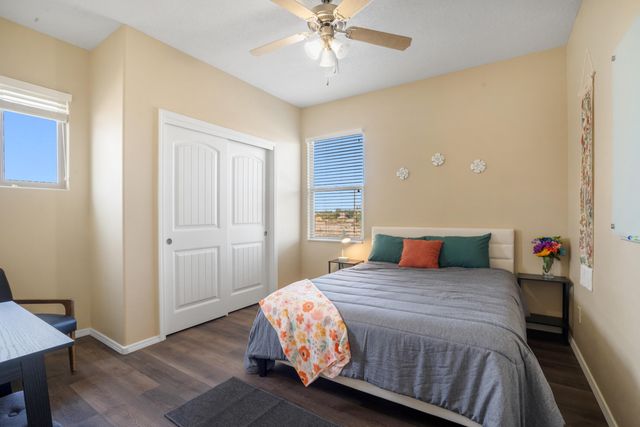 1715 Band Saw Place NW, Albuquerque, NM 87104