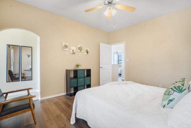 1715 Band Saw Place NW, Albuquerque, NM 87104