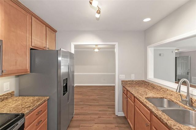 602 Abingdon Way, Atlanta, GA 30328