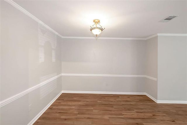 602 Abingdon Way, Atlanta, GA 30328