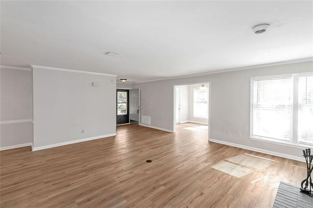 602 Abingdon Way, Atlanta, GA 30328