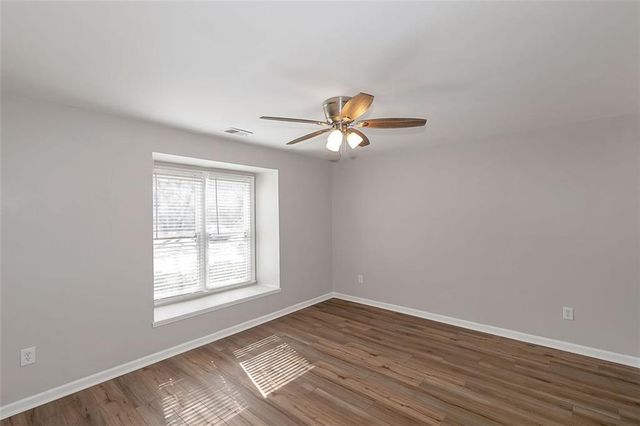 602 Abingdon Way, Atlanta, GA 30328