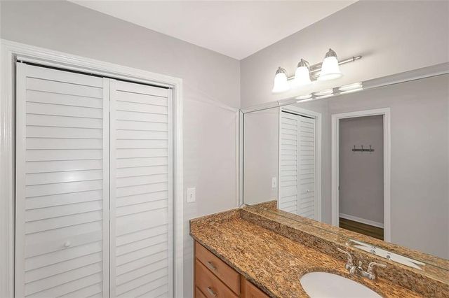 602 Abingdon Way, Atlanta, GA 30328