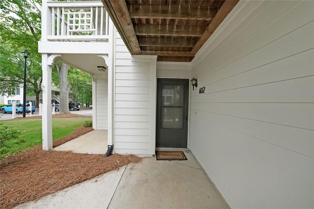 602 Abingdon Way, Atlanta, GA 30328