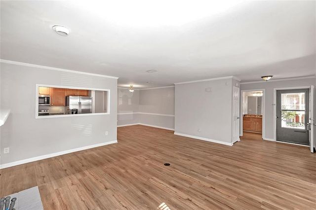 602 Abingdon Way, Atlanta, GA 30328