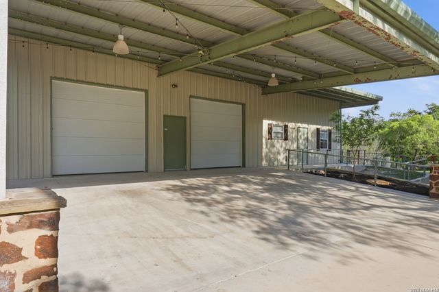 10130 Obrien, Atascosa, TX 78002