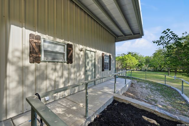 10130 Obrien, Atascosa, TX 78002