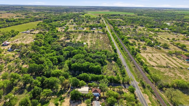 10130 Obrien, Atascosa, TX 78002