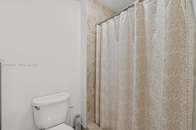 9341 E Bay Harbor Dr PH-B, Bay Harbor Islands, FL 33154