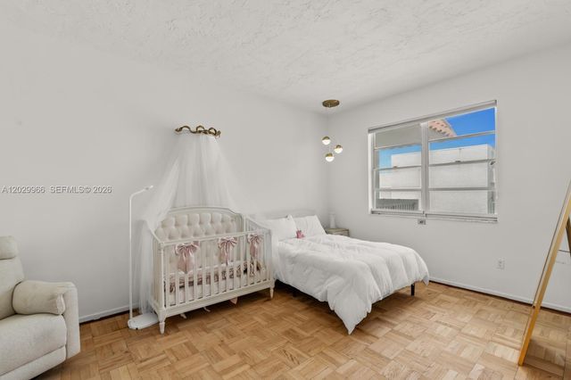 9341 E Bay Harbor Dr PH-B, Bay Harbor Islands, FL 33154