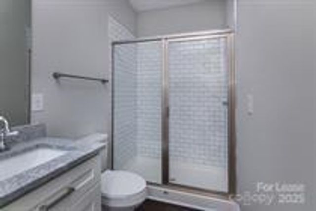 215 Ross Avenue, Charlotte, NC 28208