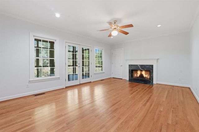 41 Kenmare Hall NE, Atlanta, GA 30324